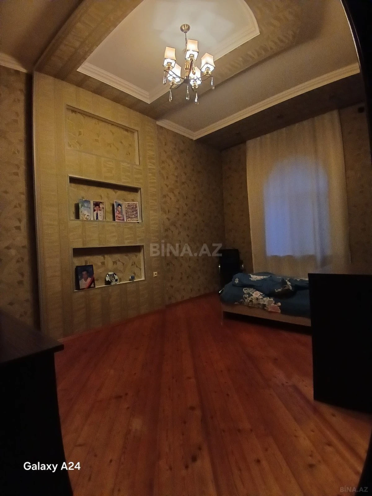 Satılır 6 otaqlı həyət evi 256 m²