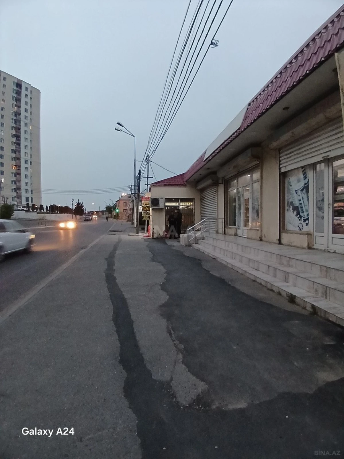 Satılır 6 otaqlı həyət evi 256 m²