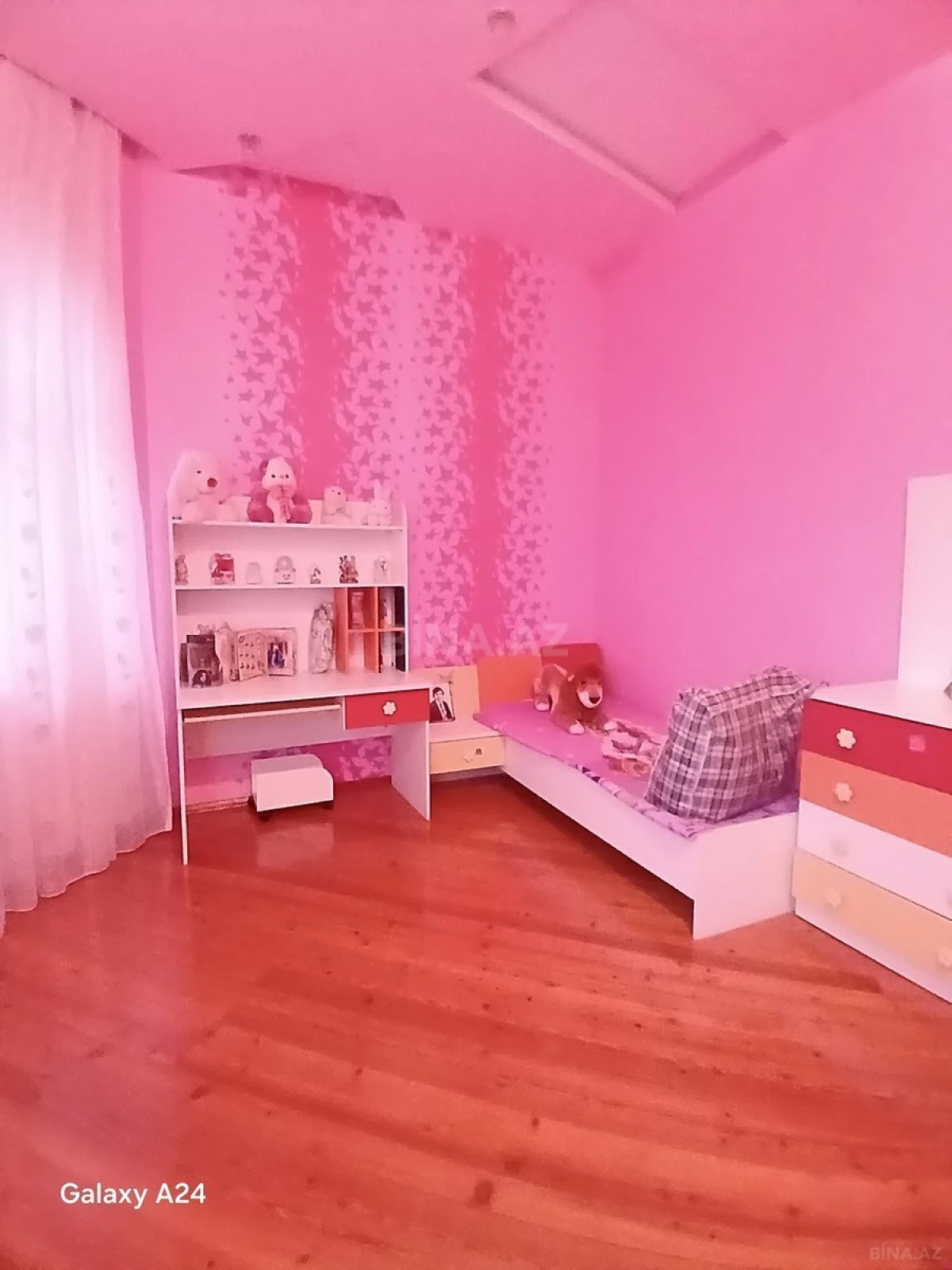 Satılır 6 otaqlı həyət evi 256 m²