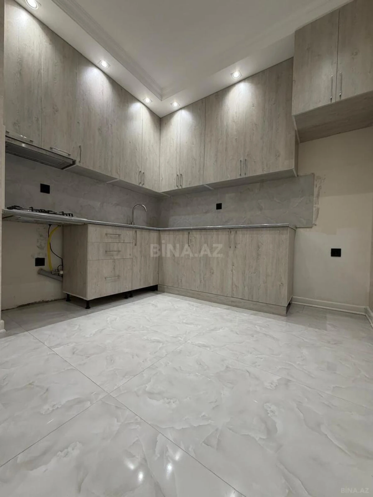 Satılır 2 otaqlı mənzil 54 m²