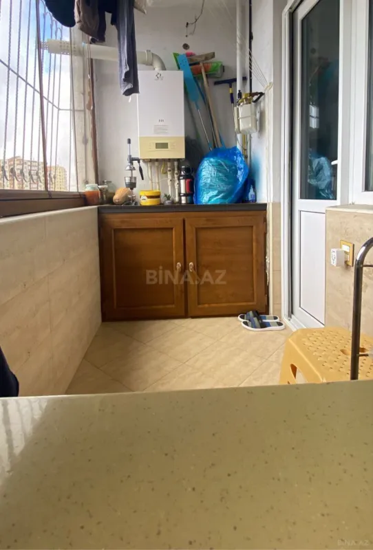Satılır 3 otaqlı mənzil 137 m²