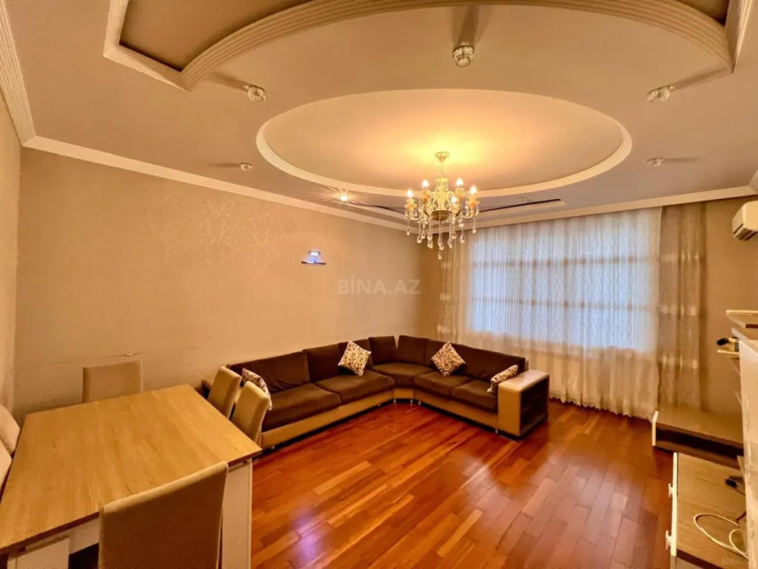 Kirayə verilir 2 otaqlı mənzil 97 m²