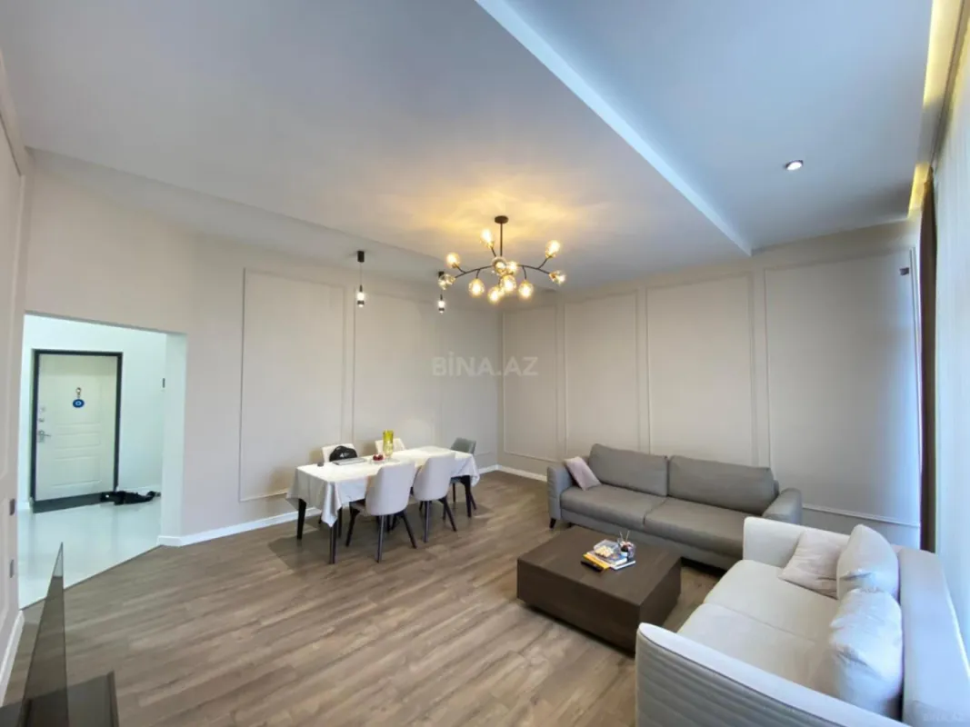 Satılır 5 otaqlı həyət evi 190 m²