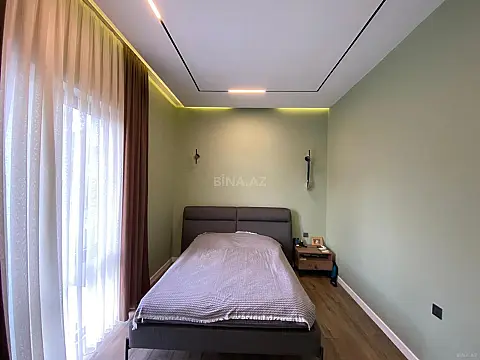 Satılır 5 otaqlı həyət evi 190 m²