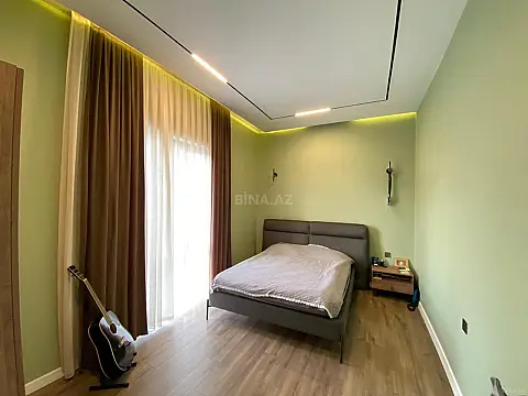Satılır 5 otaqlı həyət evi 190 m²
