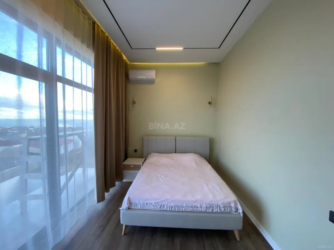 Satılır 5 otaqlı həyət evi 190 m²