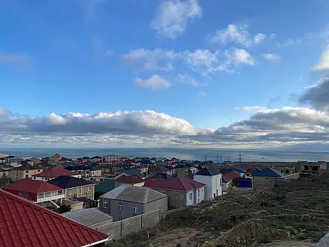 Satılır 5 otaqlı həyət evi 190 m²