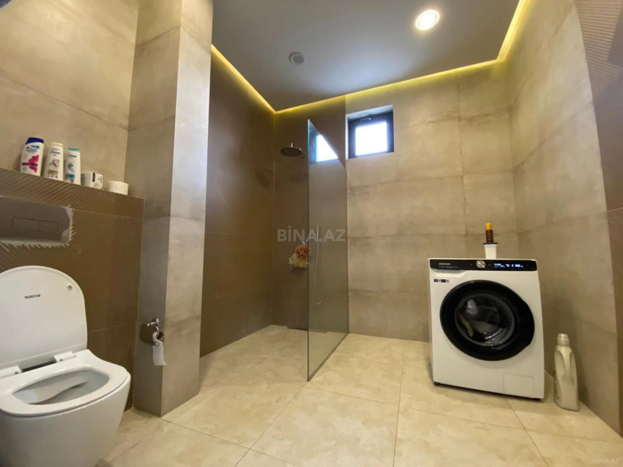Satılır 5 otaqlı həyət evi 190 m²