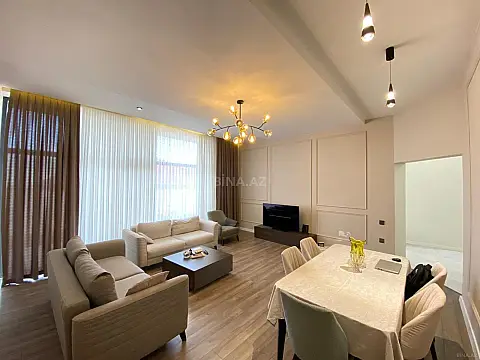 Satılır 5 otaqlı həyət evi 190 m²