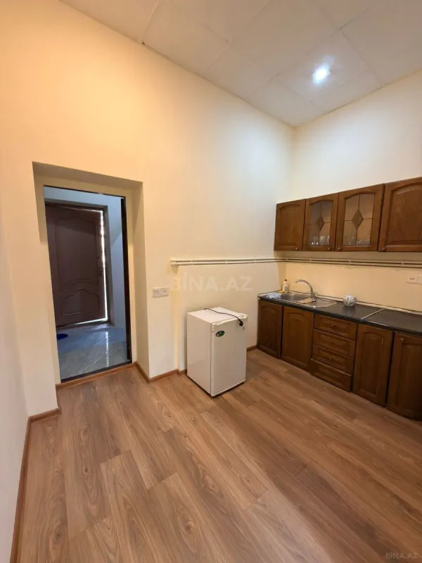 Satılır obyekt 80 m²