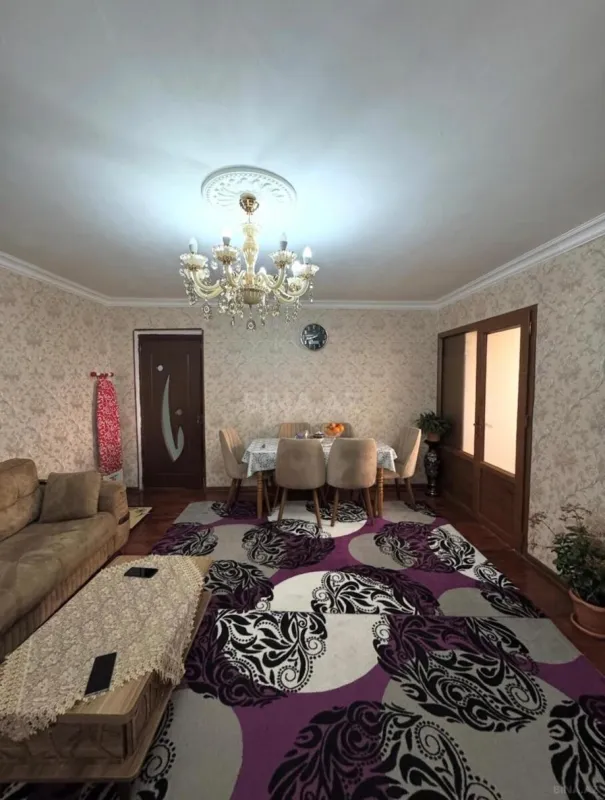 Satılır 2 otaqlı mənzil 53 m²
