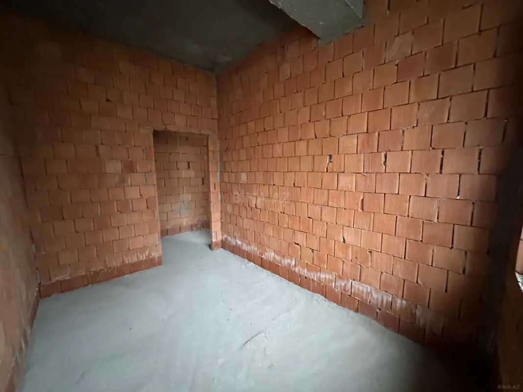 Satılır 2 otaqlı mənzil 77 m²