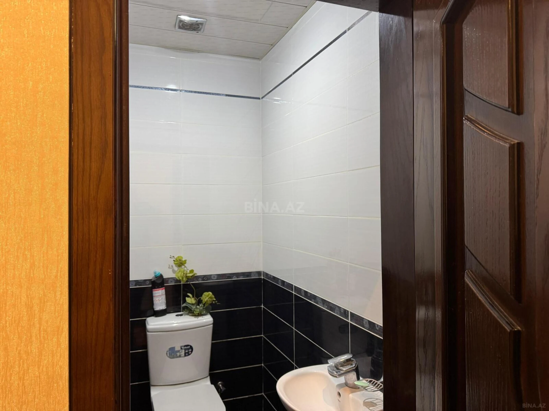 Satılır 3 otaqlı mənzil 130 m²