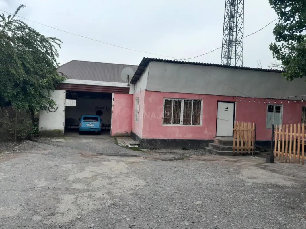 Satılır obyekt 400 m²