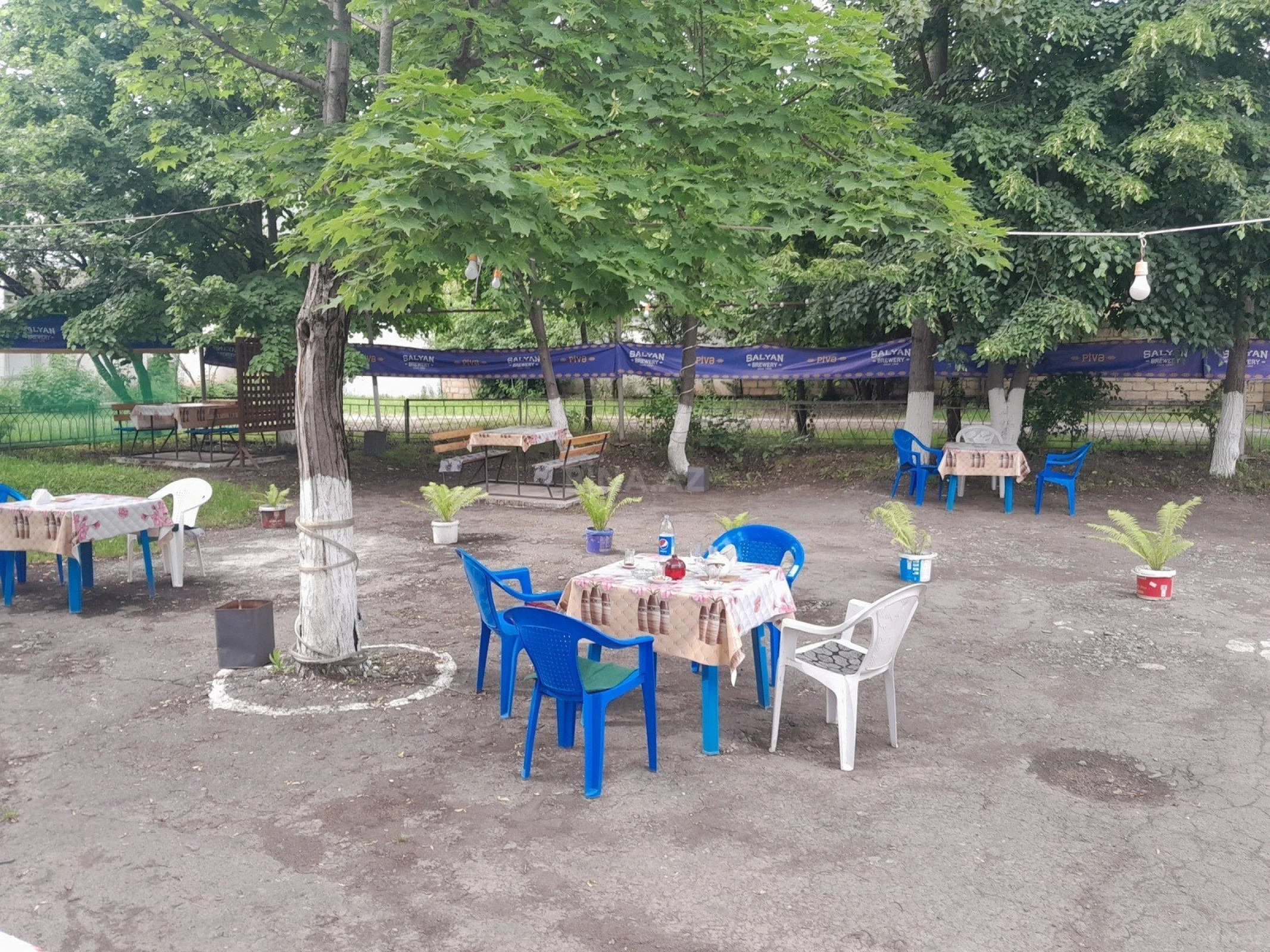 Satılır obyekt 400 m²