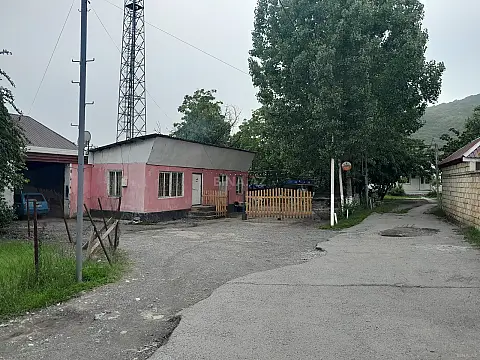 Satılır obyekt 400 m² — Oğuz 400.00 m²