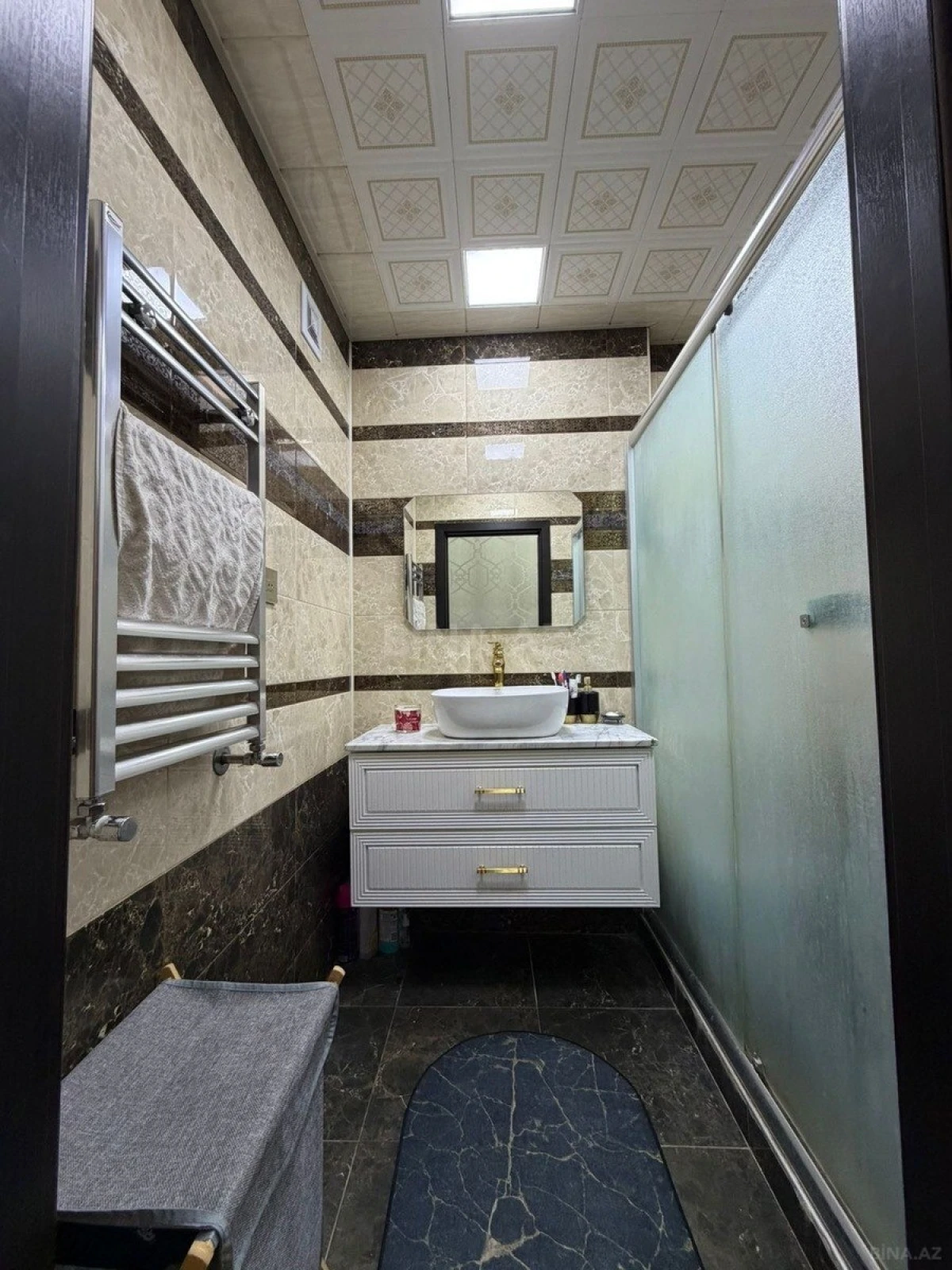 Satılır 4 otaqlı mənzil 135 m²