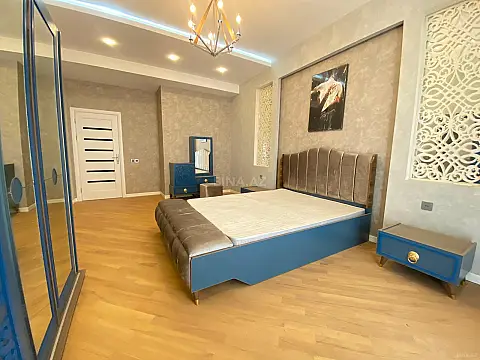 Kirayə verilir 2 otaqlı mənzil 100 m²