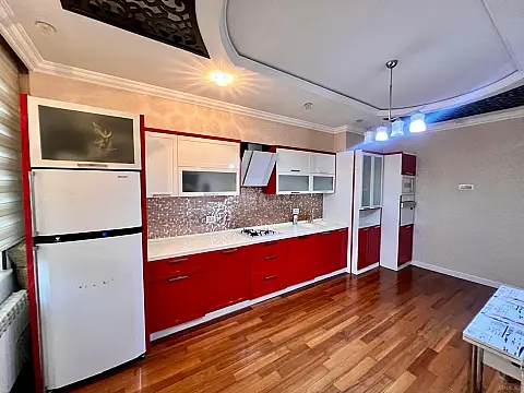 Kirayə verilir 2 otaqlı mənzil 100 m²