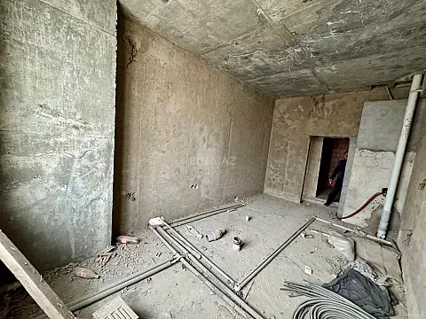 Satılır 2 otaqlı mənzil 95 m²