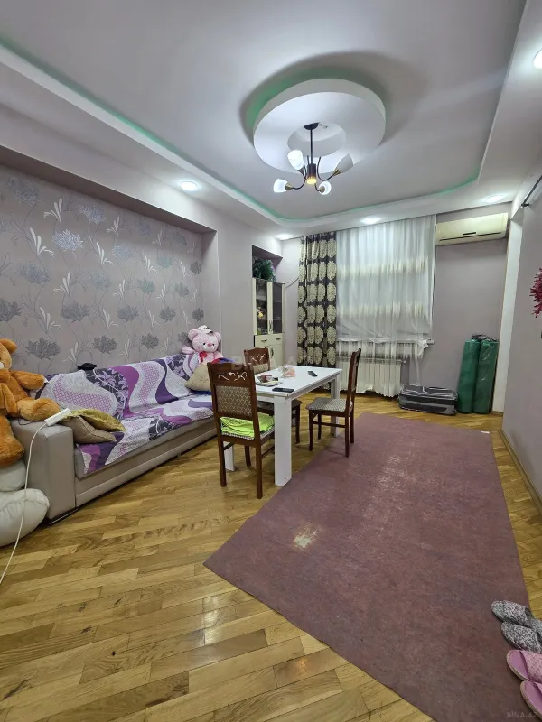 Satılır 2 otaqlı mənzil 53 m²