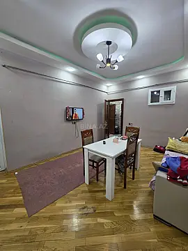 Satılır 2 otaqlı mənzil 53 m²