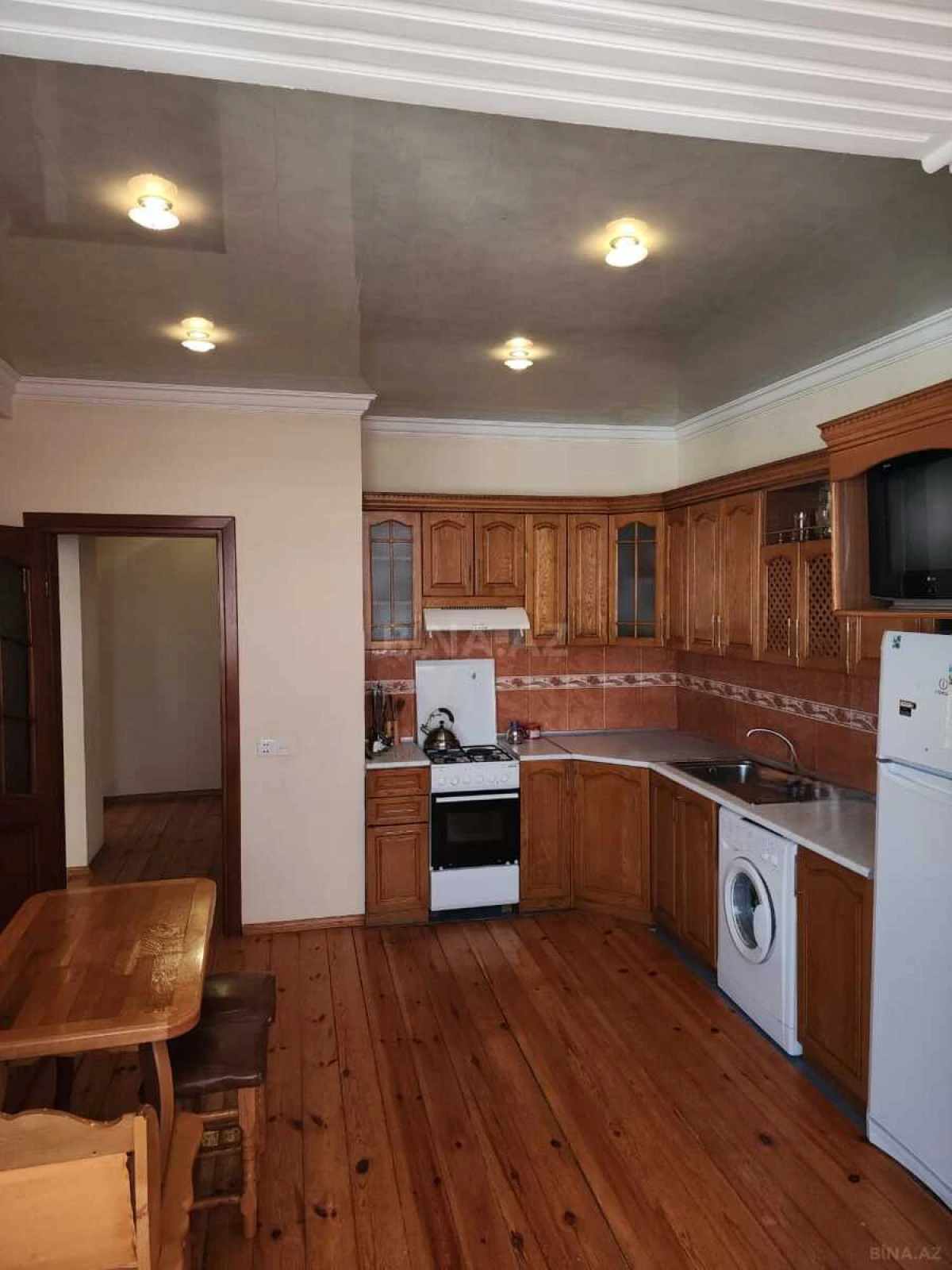 Kirayə verilir 3 otaqlı mənzil 110 m²