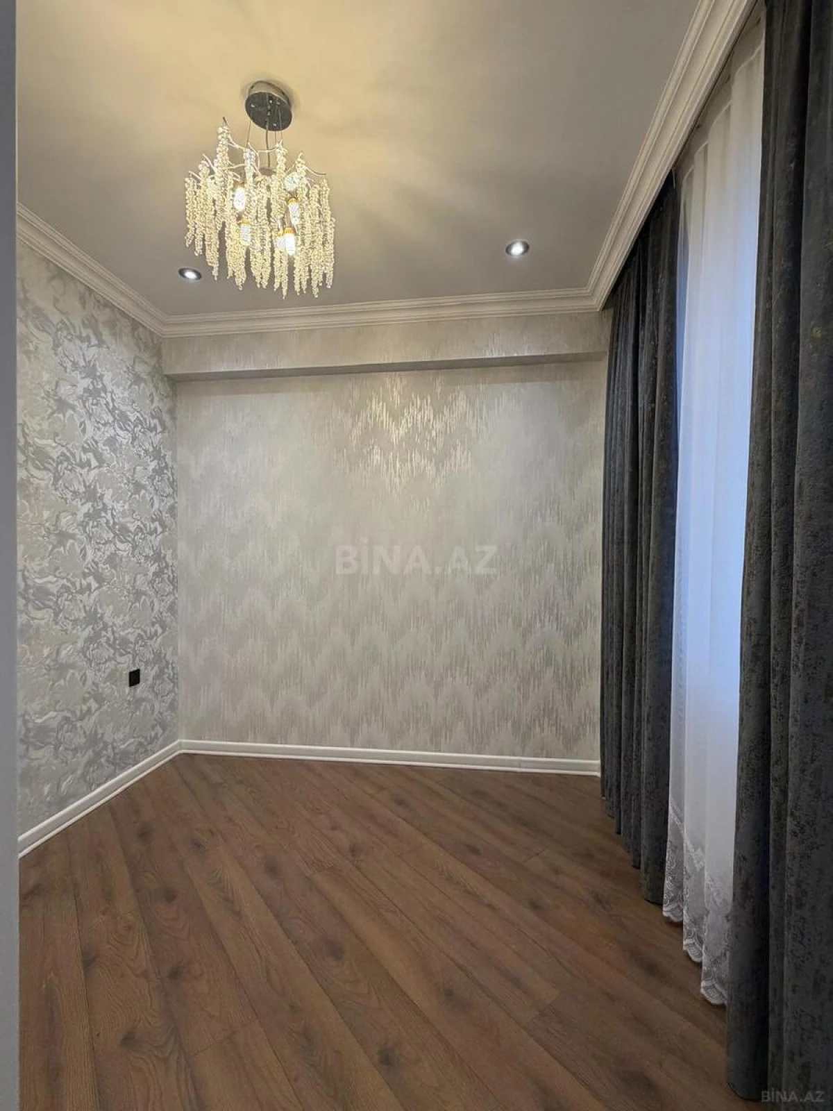 Satılır 2 otaqlı mənzil 54 m²
