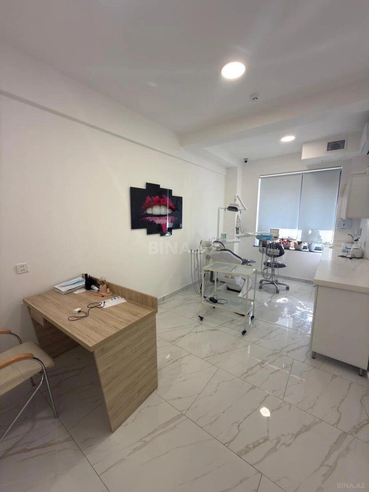 Satılır obyekt 245 m²