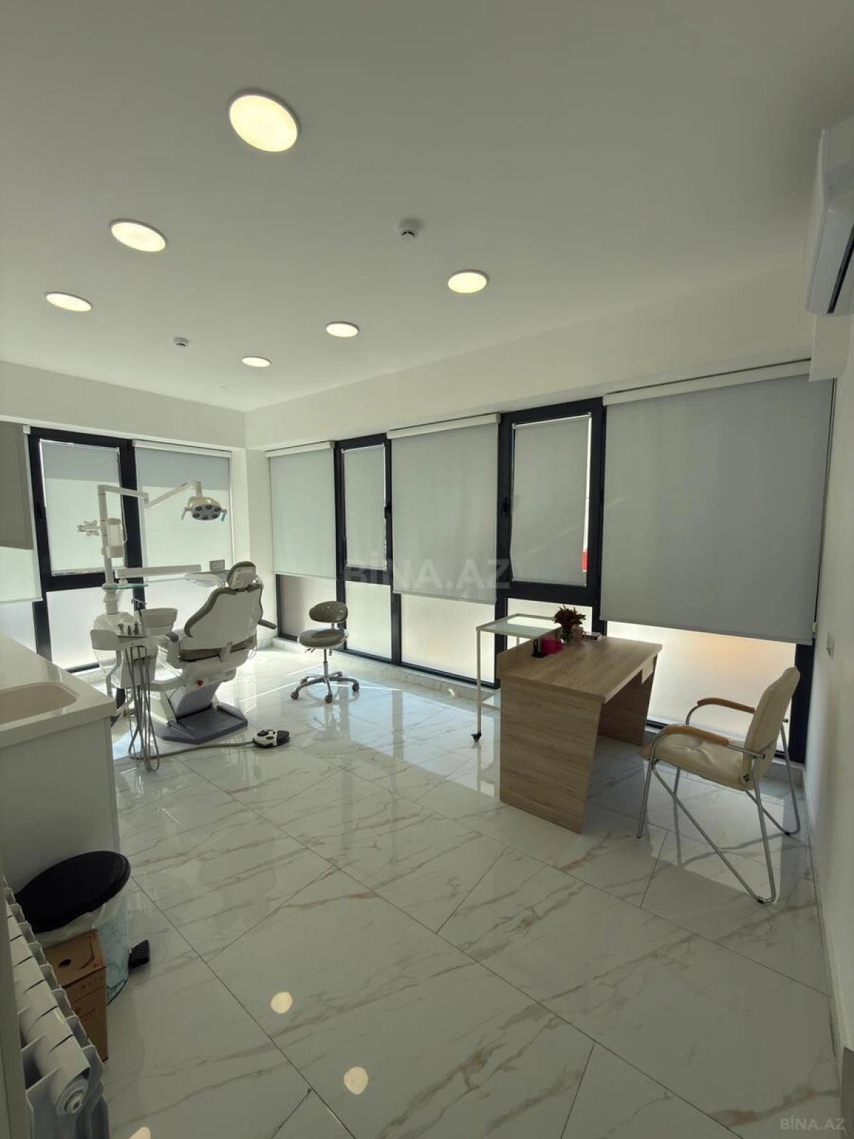 Satılır obyekt 245 m²