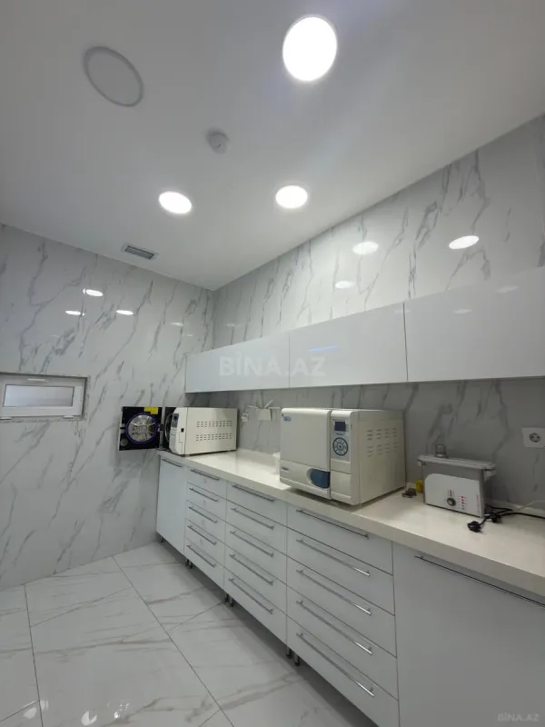 Satılır obyekt 245 m²