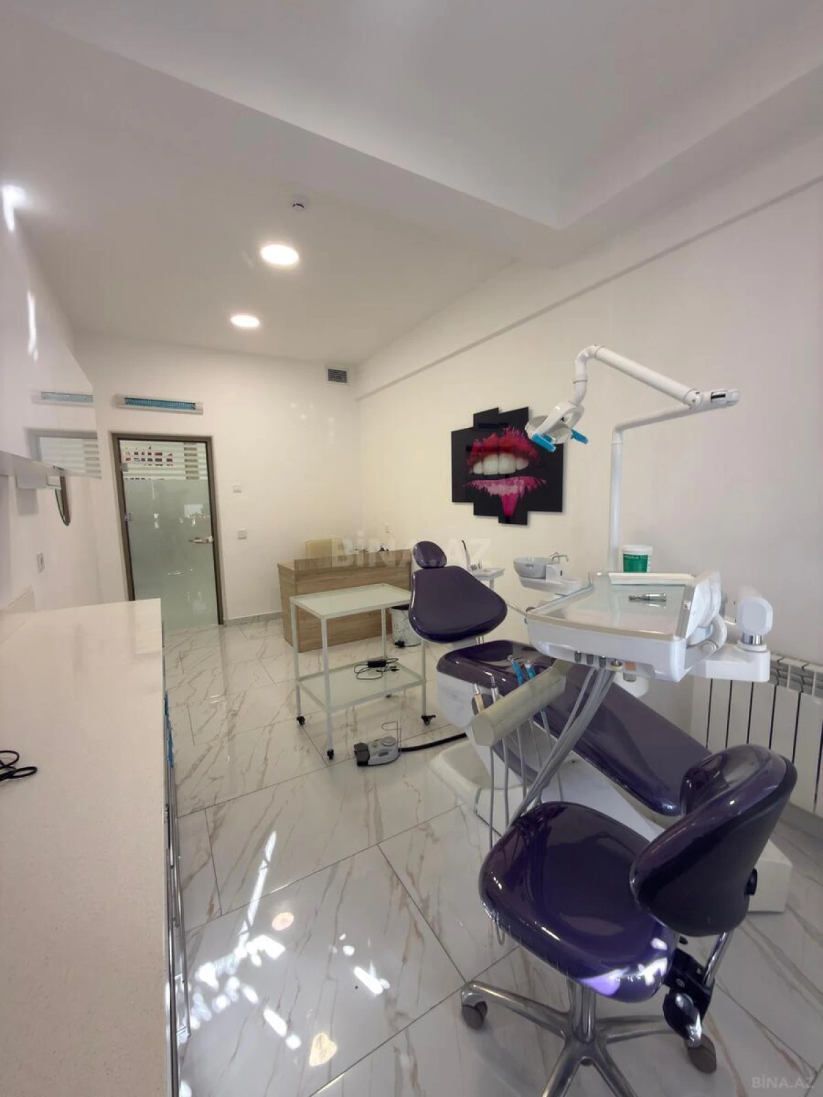 Satılır obyekt 245 m²