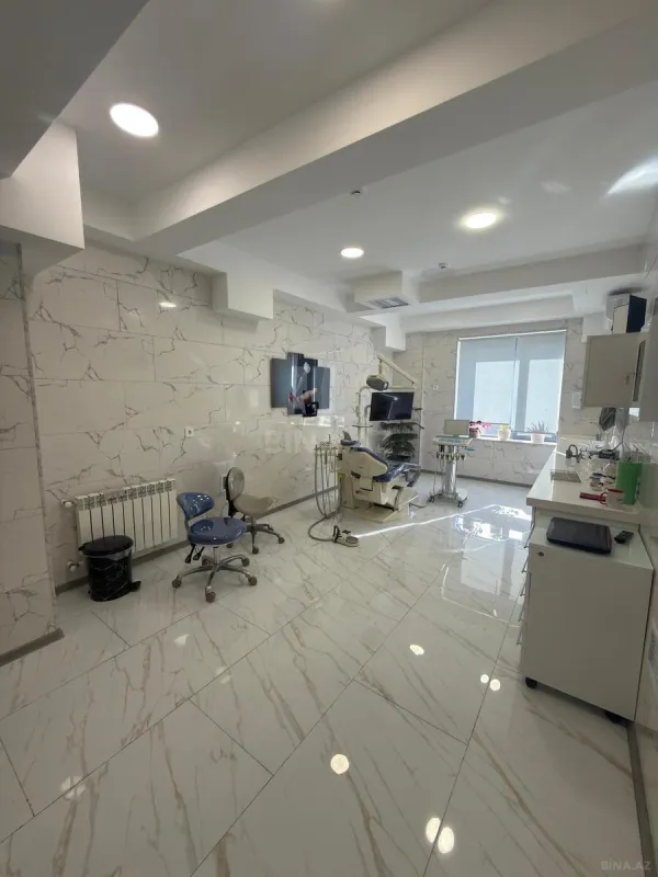 Satılır obyekt 245 m²