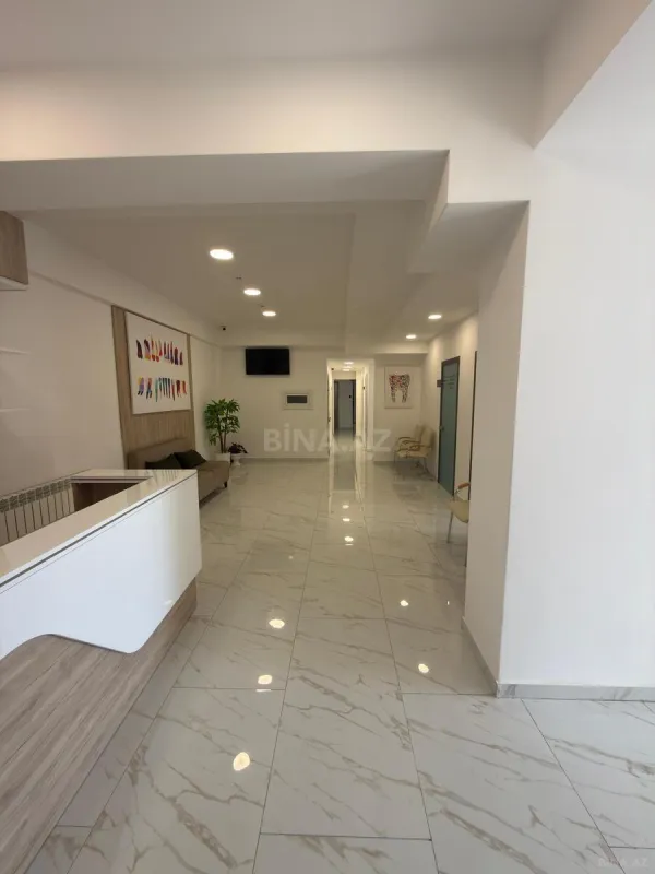 Satılır obyekt 245 m²