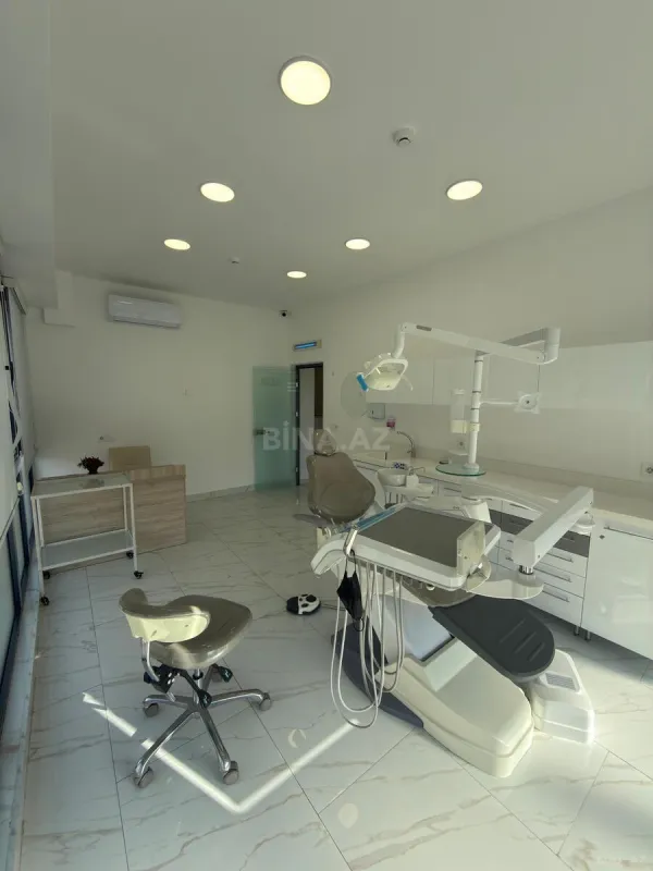 Satılır obyekt 245 m²