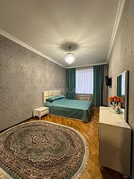 Satılır 2 otaqlı mənzil 78 m²