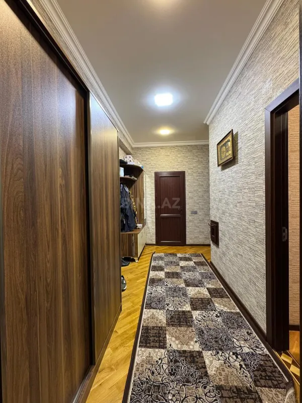 Satılır 2 otaqlı mənzil 78 m²