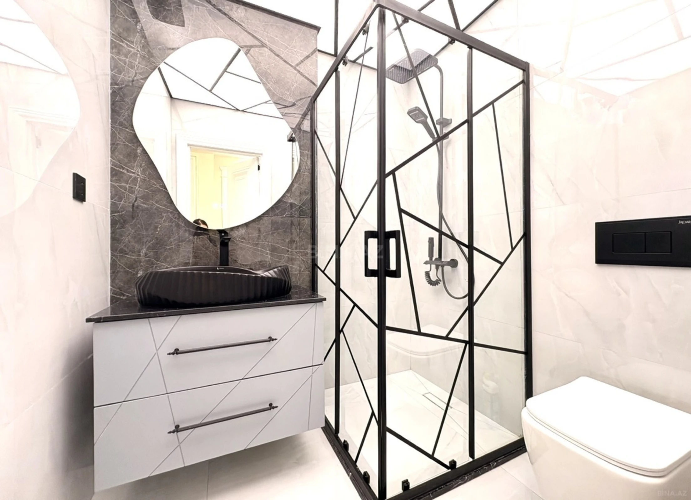 Satılır 3 otaqlı mənzil 100 m²