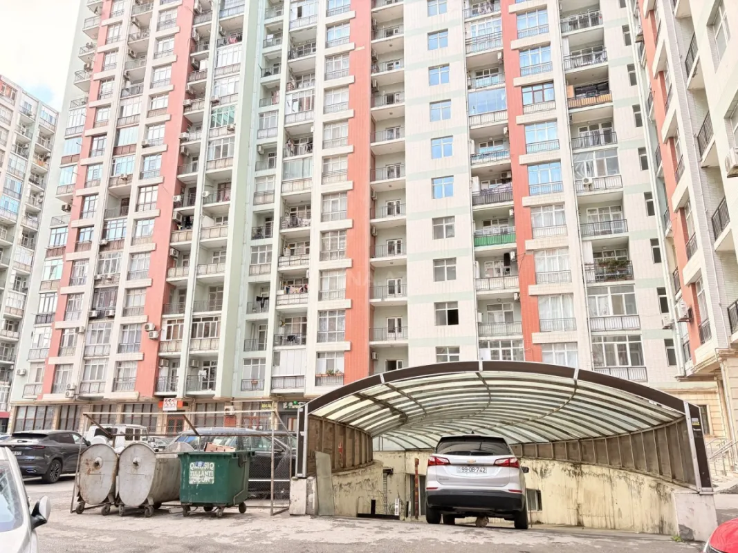 Satılır 3 otaqlı mənzil 100 m²