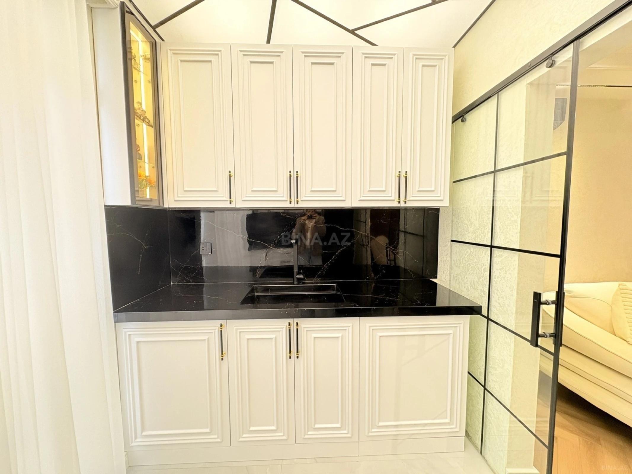 Satılır 3 otaqlı mənzil 100 m²