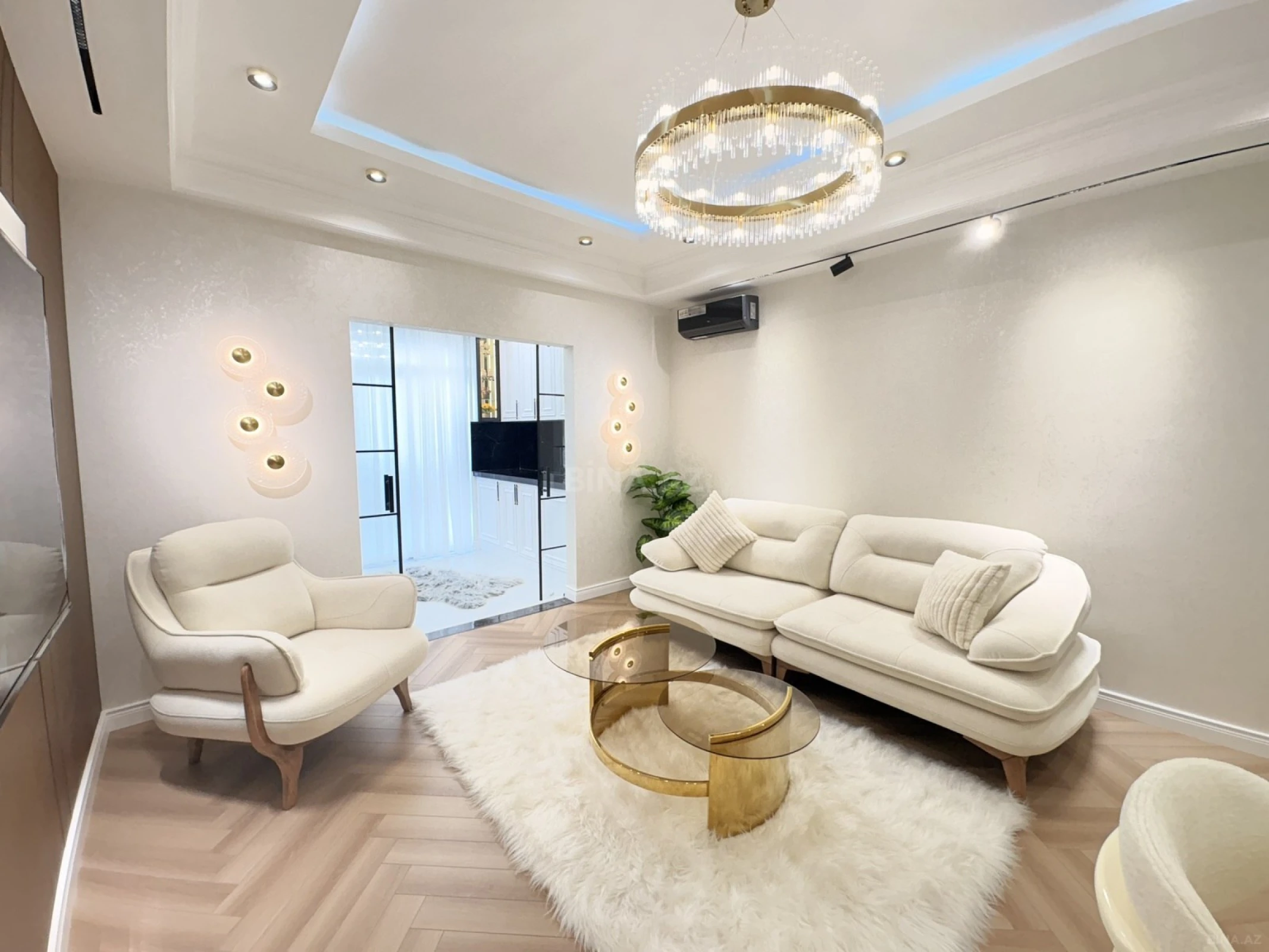 Satılır 3 otaqlı mənzil 100 m²