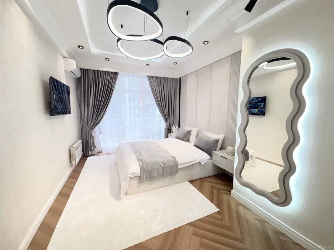 Satılır 3 otaqlı mənzil 100 m²