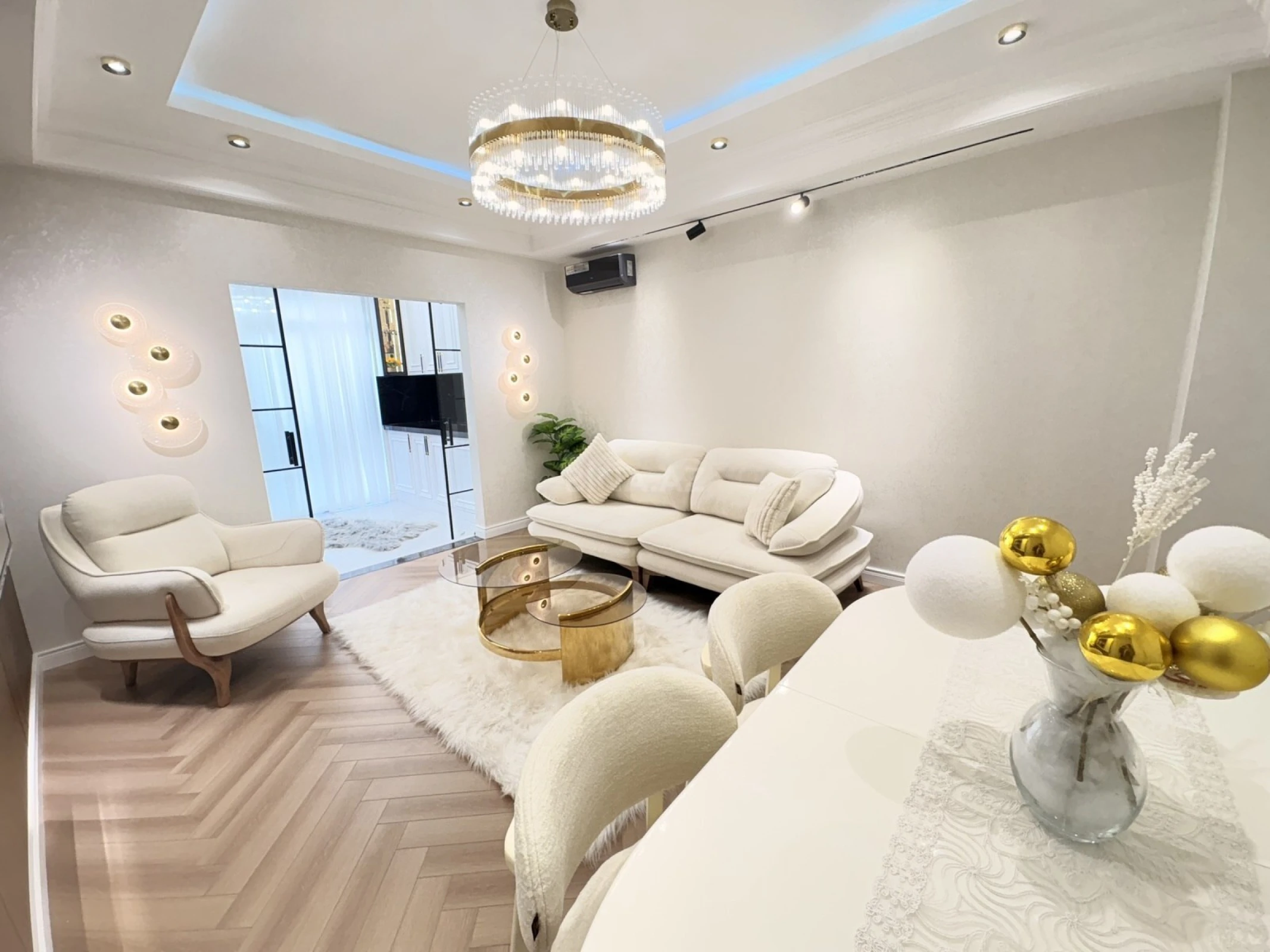 Satılır 3 otaqlı mənzil 100 m²