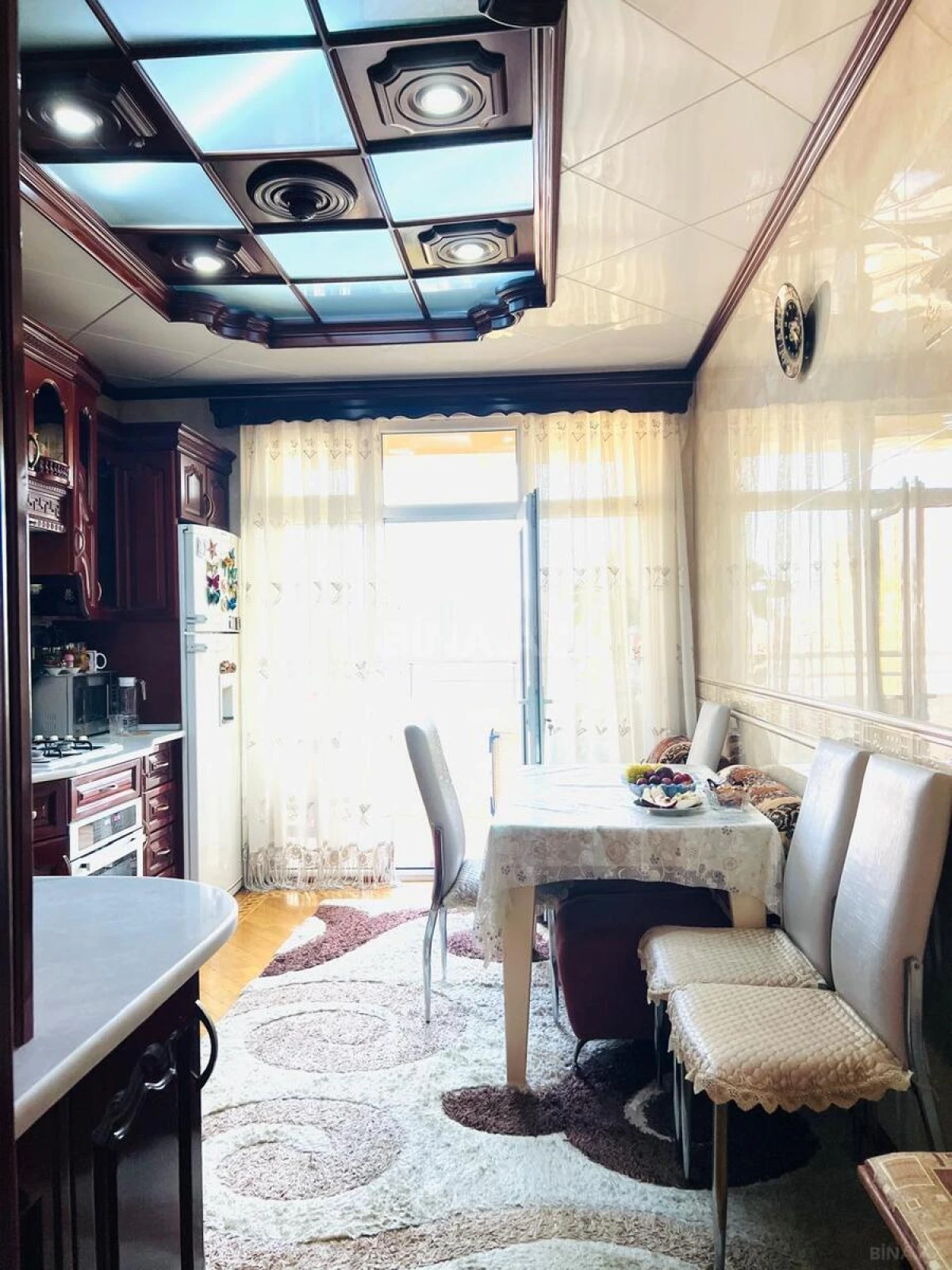 Satılır 4 otaqlı mənzil 160 m²