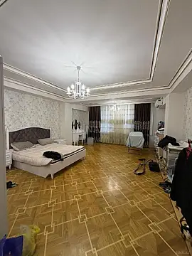 Satılır 4 otaqlı mənzil 175 m² — Bakı 4 otaq 175.00 m²