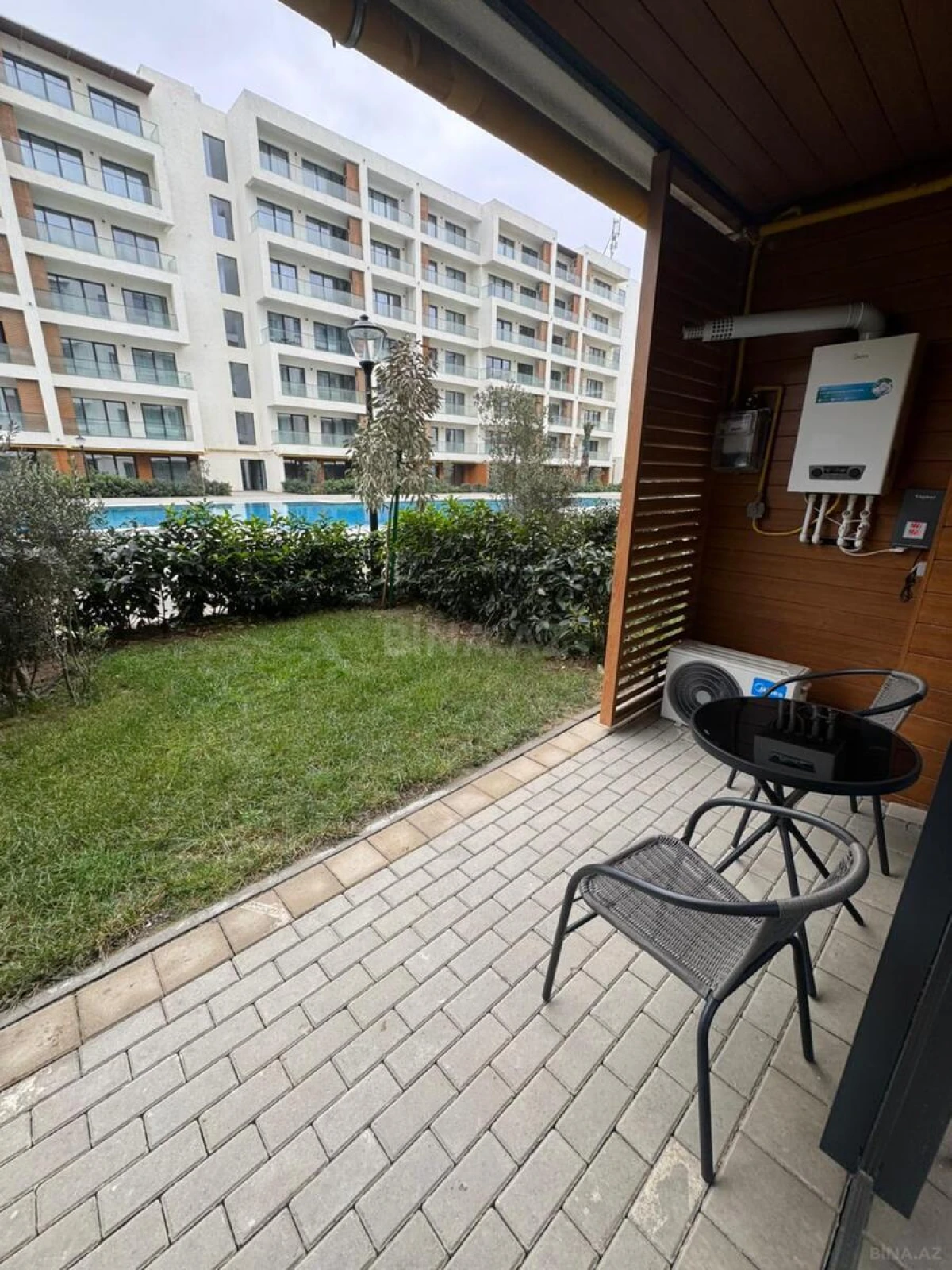 Satılır 1 otaqlı mənzil 58 m²