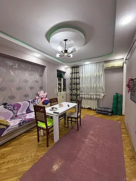Satılır 2 otaqlı mənzil 52 m²