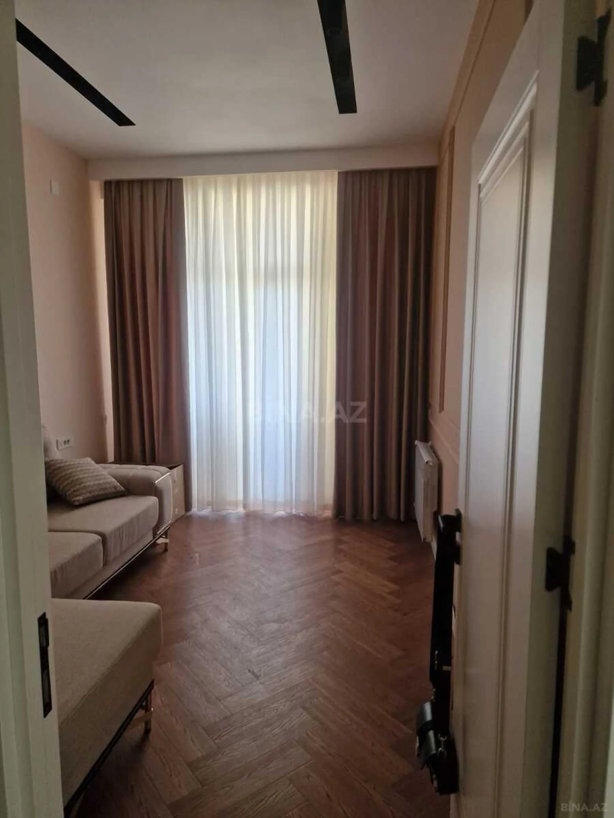 Kirayə verilir 3 otaqlı mənzil 100 m²