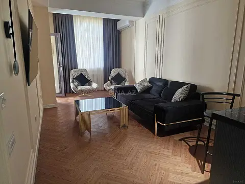 Kirayə verilir 3 otaqlı mənzil 100 m² — Bakı, İnşaatçılar 3 otaq 100.00 m²