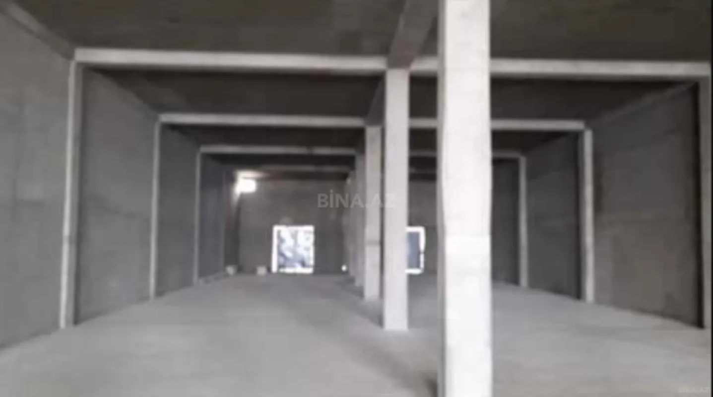Satılır obyekt 650 m²